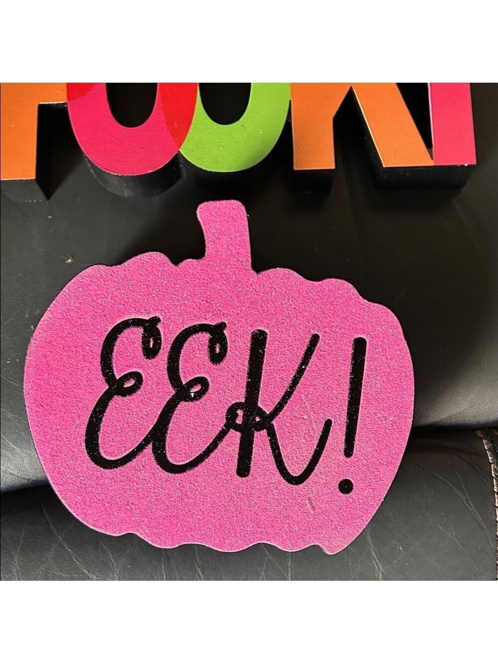 Vibrant 'Spooky' and 'EEK!' Halloween Sign Set - Picture 3 of 8